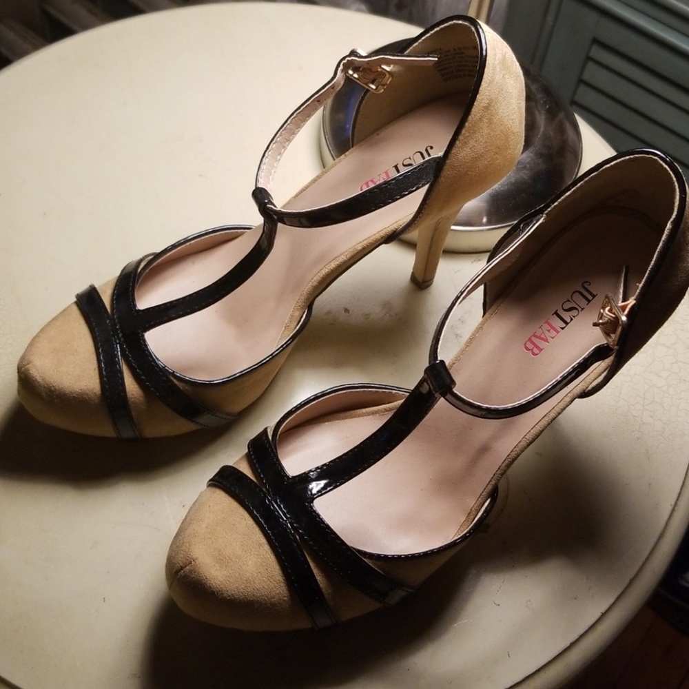 Shoes - Picture 2 of 2